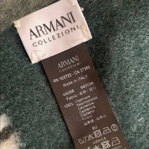 Armani Collezioni Gray Scarf - Picture 7 of 11
